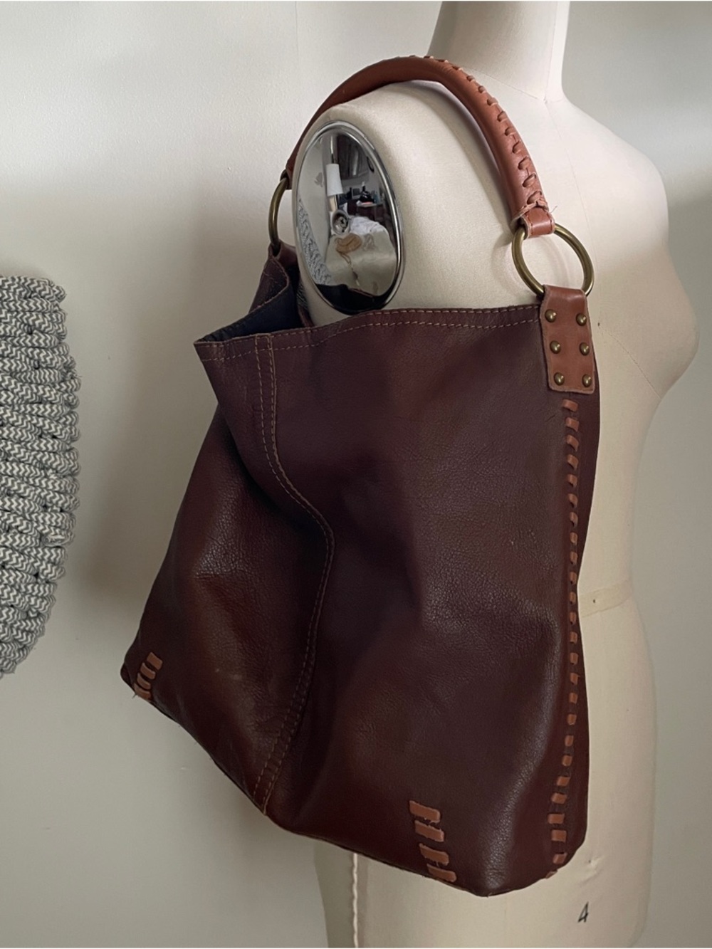 Lucky Brand Brown Leather Hobo Bag - Classic Women’s Shoulder Bag - Picture 9 of 10